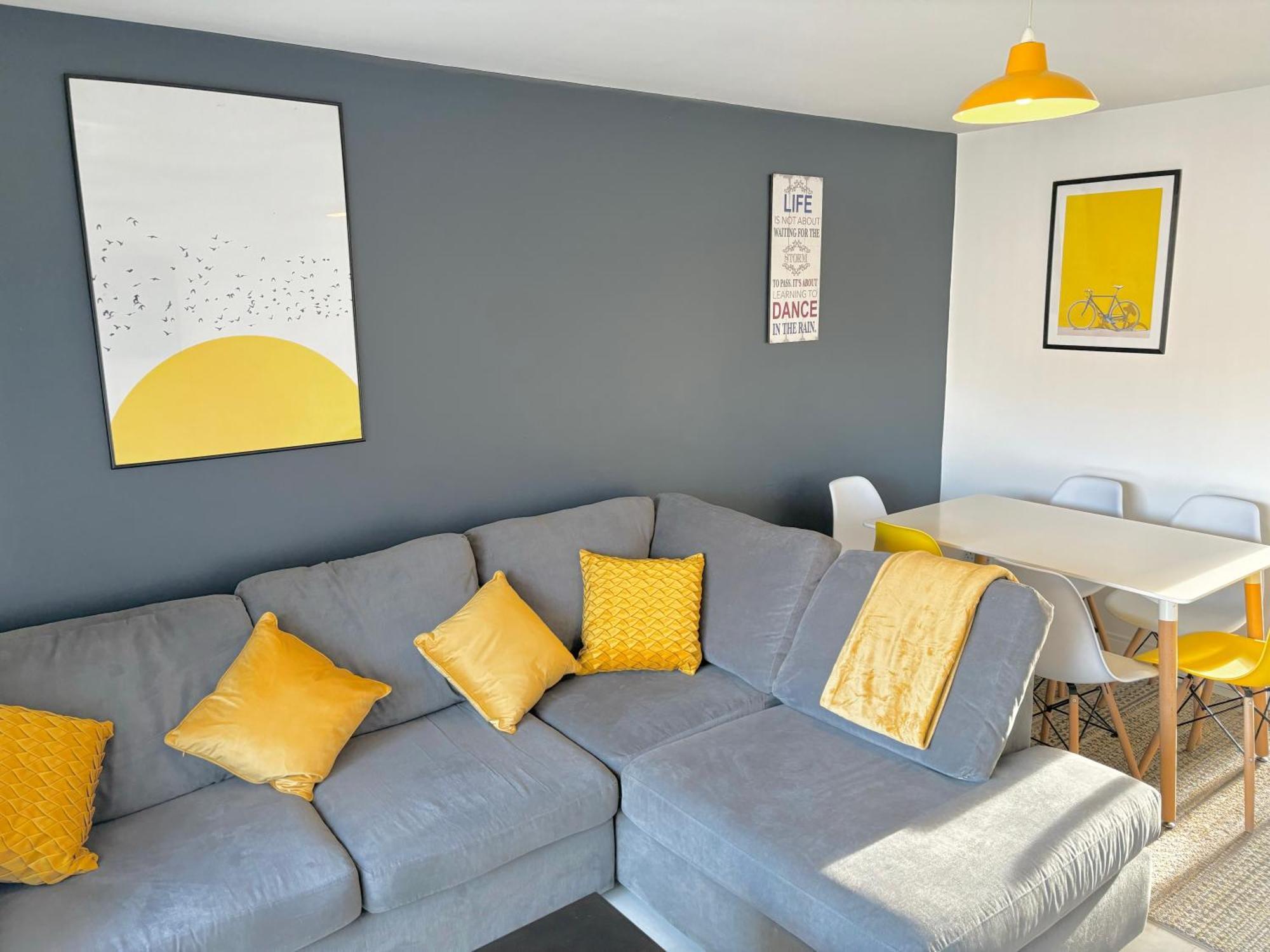 Ardenlee - Stylish 3 Bed Apt Close To City, Parking And Wifi Belfast Dış mekan fotoğraf
